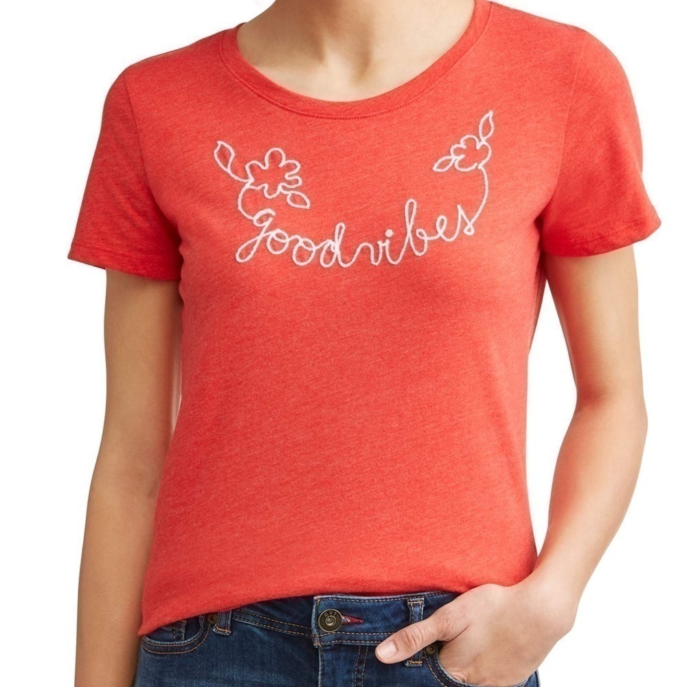 Goodvibes Embroidered Tshirt Size Medium‎